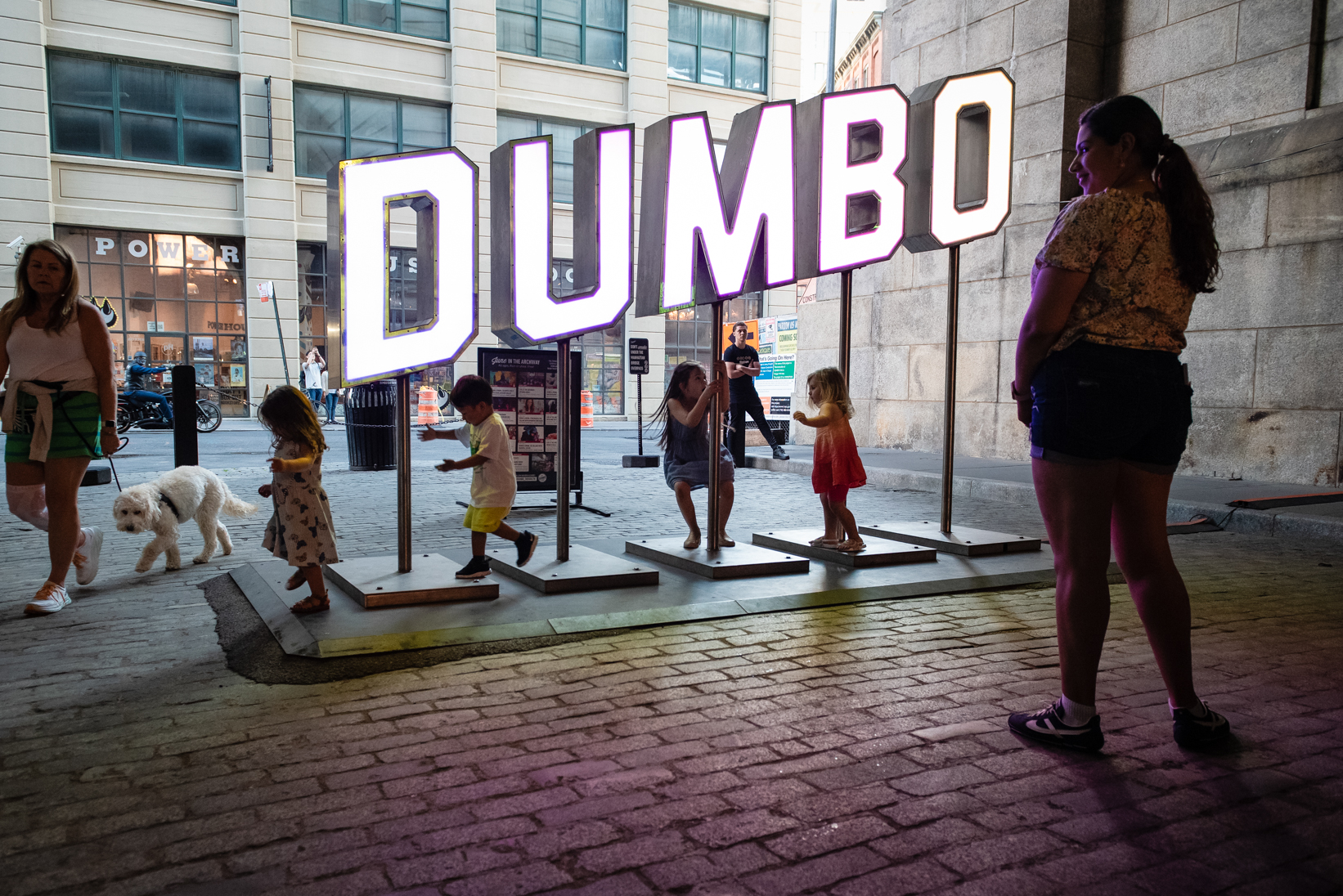 NYC DUMBO Improvement District - Small Business & Community - DUMBO Event - Live at the Archway 2022