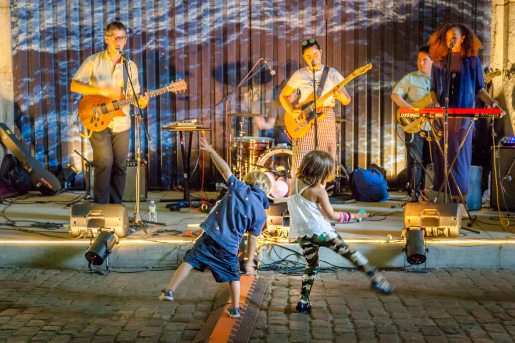 DUMBO Improvement District - Live At The Archway - Dumbo Archway 2016