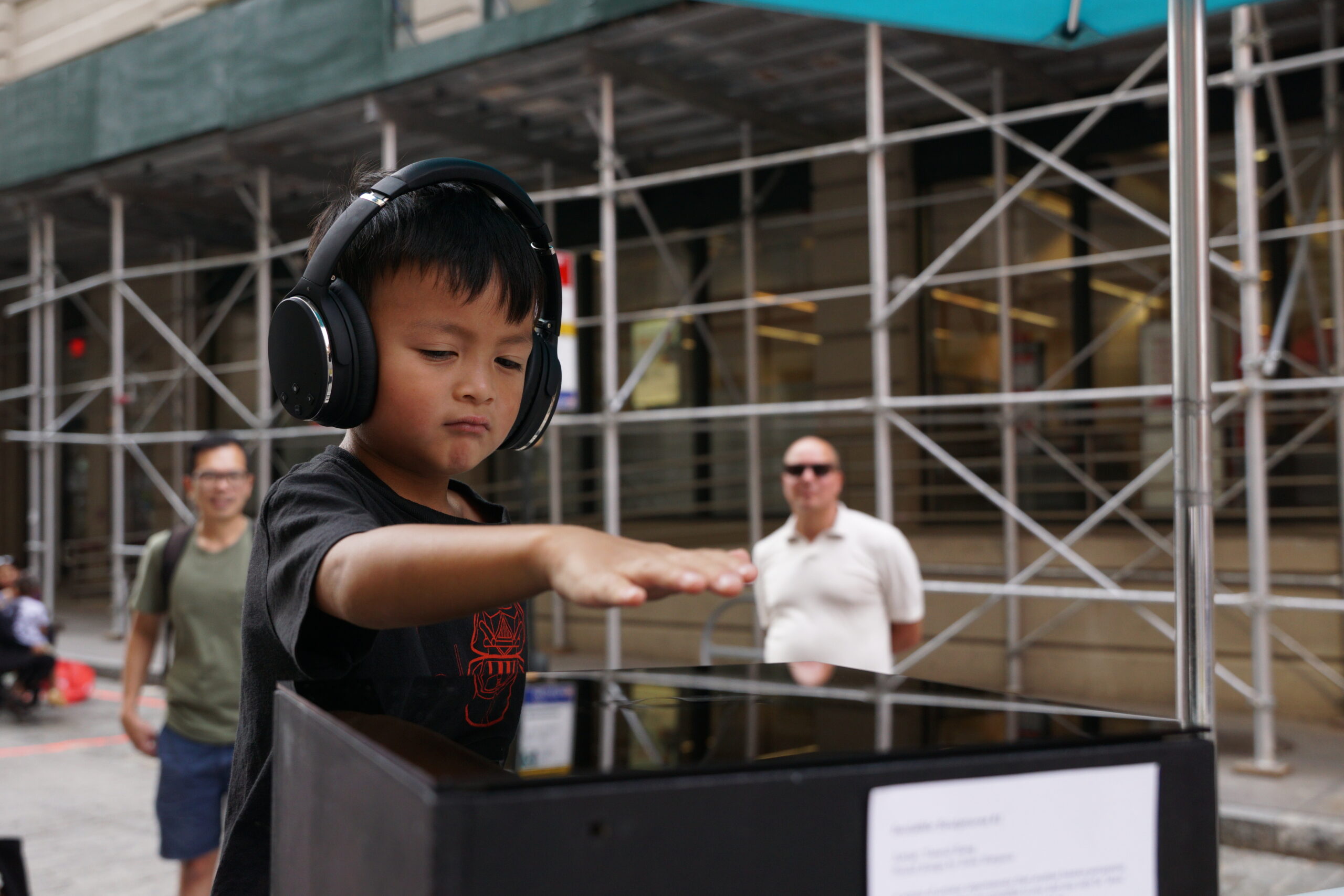DUMBO Washington Street 2022 Event - 6FT Platform Yeseul Song