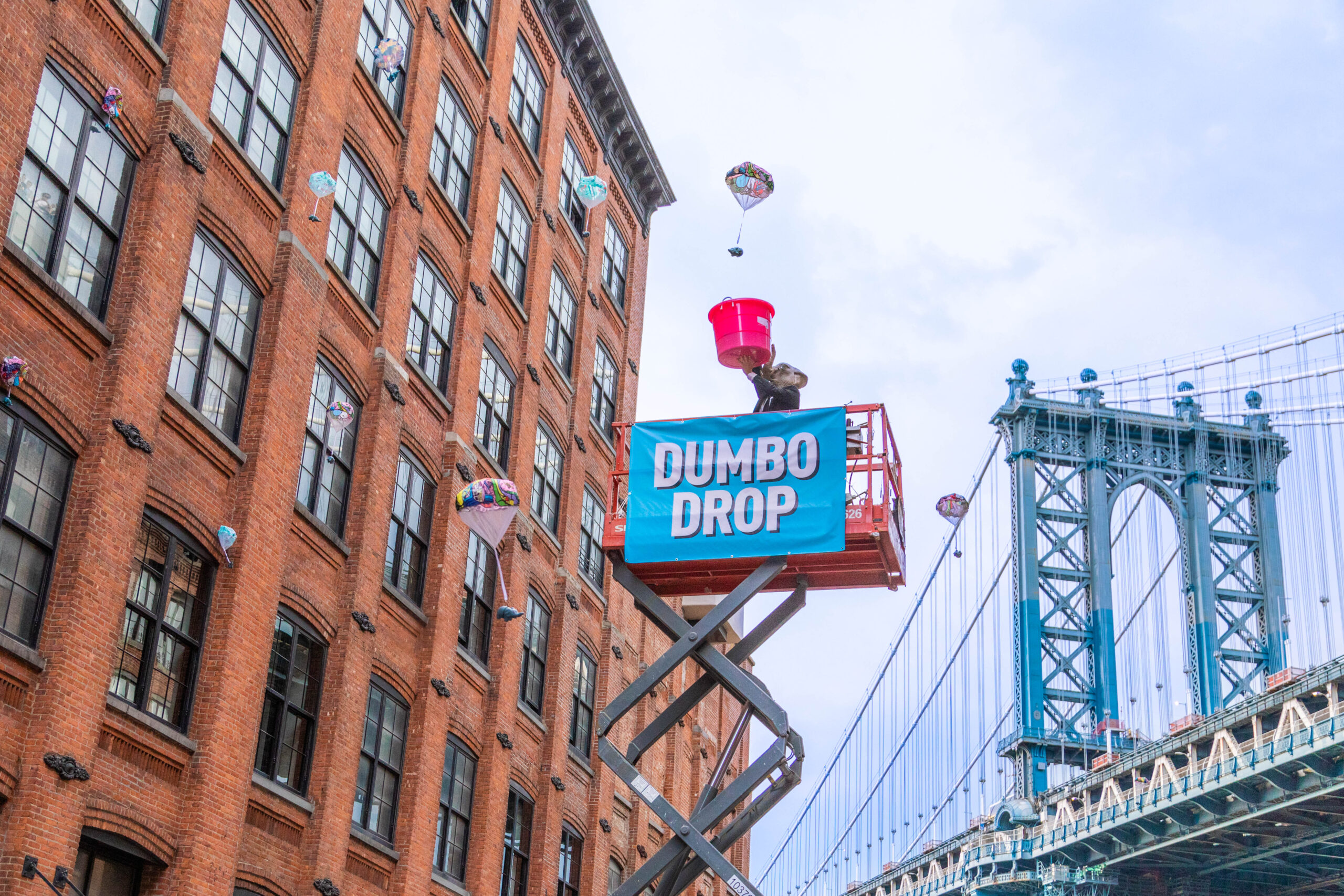 #NYC #Brooklyn #DUMBO #Dumbo #BrooklynBridge #Bridge #Washington #Balloons #Elephants #DUMBODROP #2023