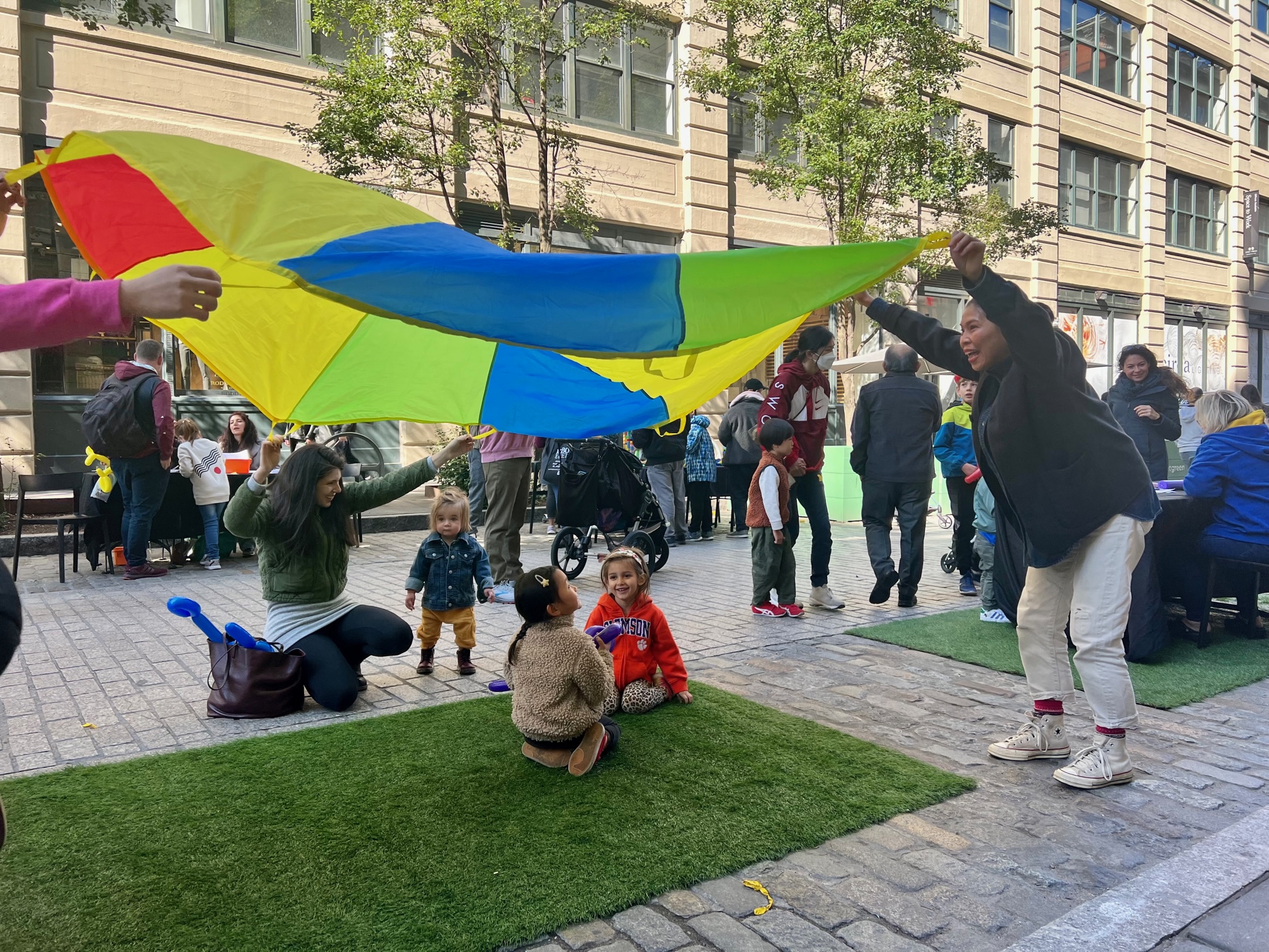 #NYC #Brooklyn #DUMBO #Dumbo #BrooklynBridge #Bridge #Washington #FamilyGames #2022 #Garden #Kids #Photography #Babies #COLOR #Games