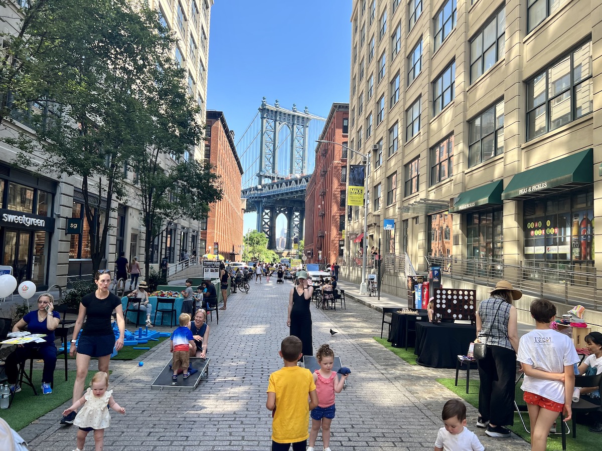 #NYC #Brooklyn #DUMBO #Dumbo #BrooklynBridge #Bridge #Washington #FamilyGames #2022 #Garden #Kids #Photography #Babies #COLOR #Games