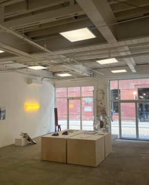 NYC DUMBO Improvement District - Zarolat Art Gallery / Studio